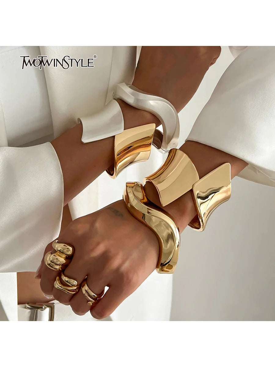 Irregular Geometric Bracelet Match With Accessories