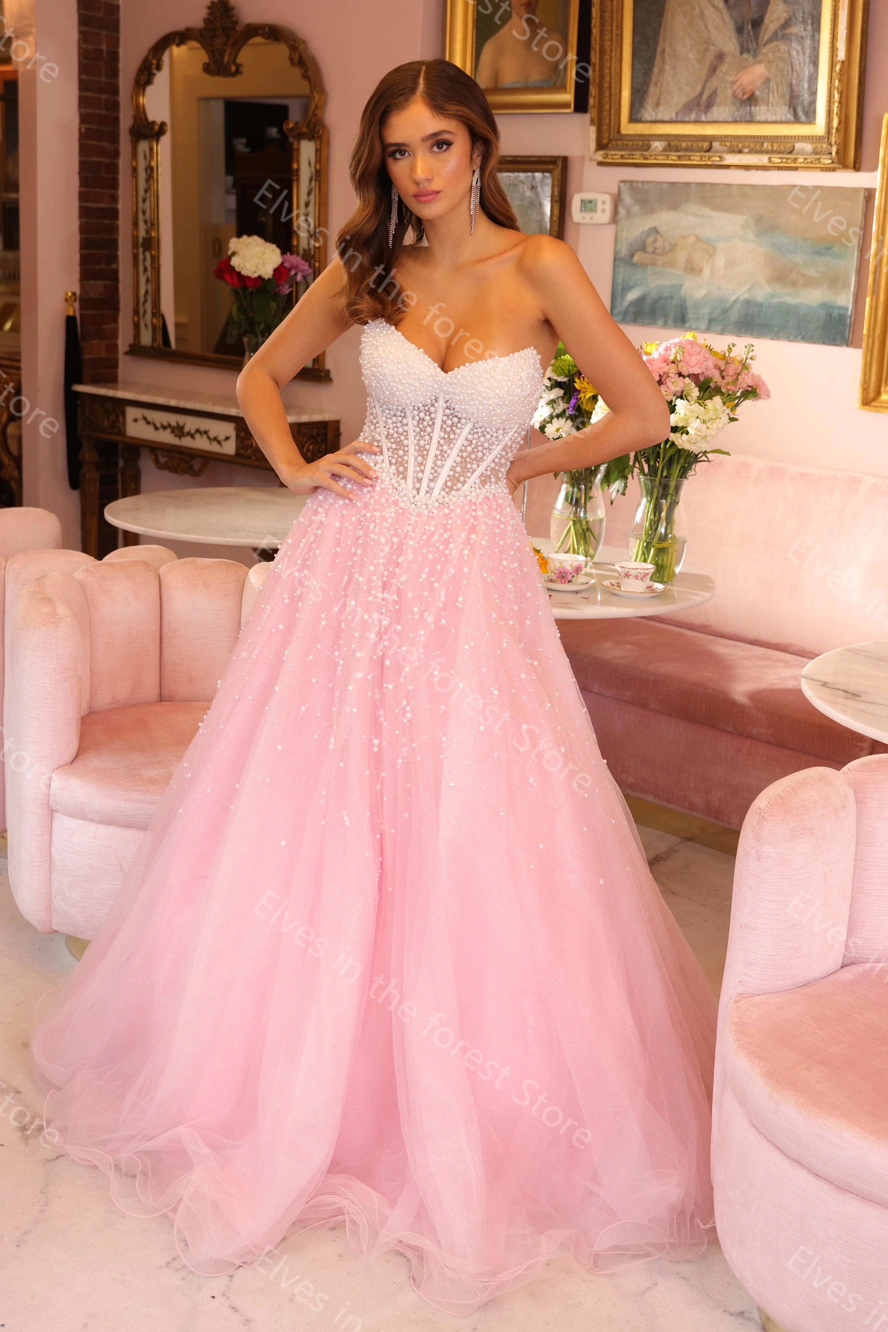 Romantic and Luxury Pearls Sleeveless Tulle Evening Gowns