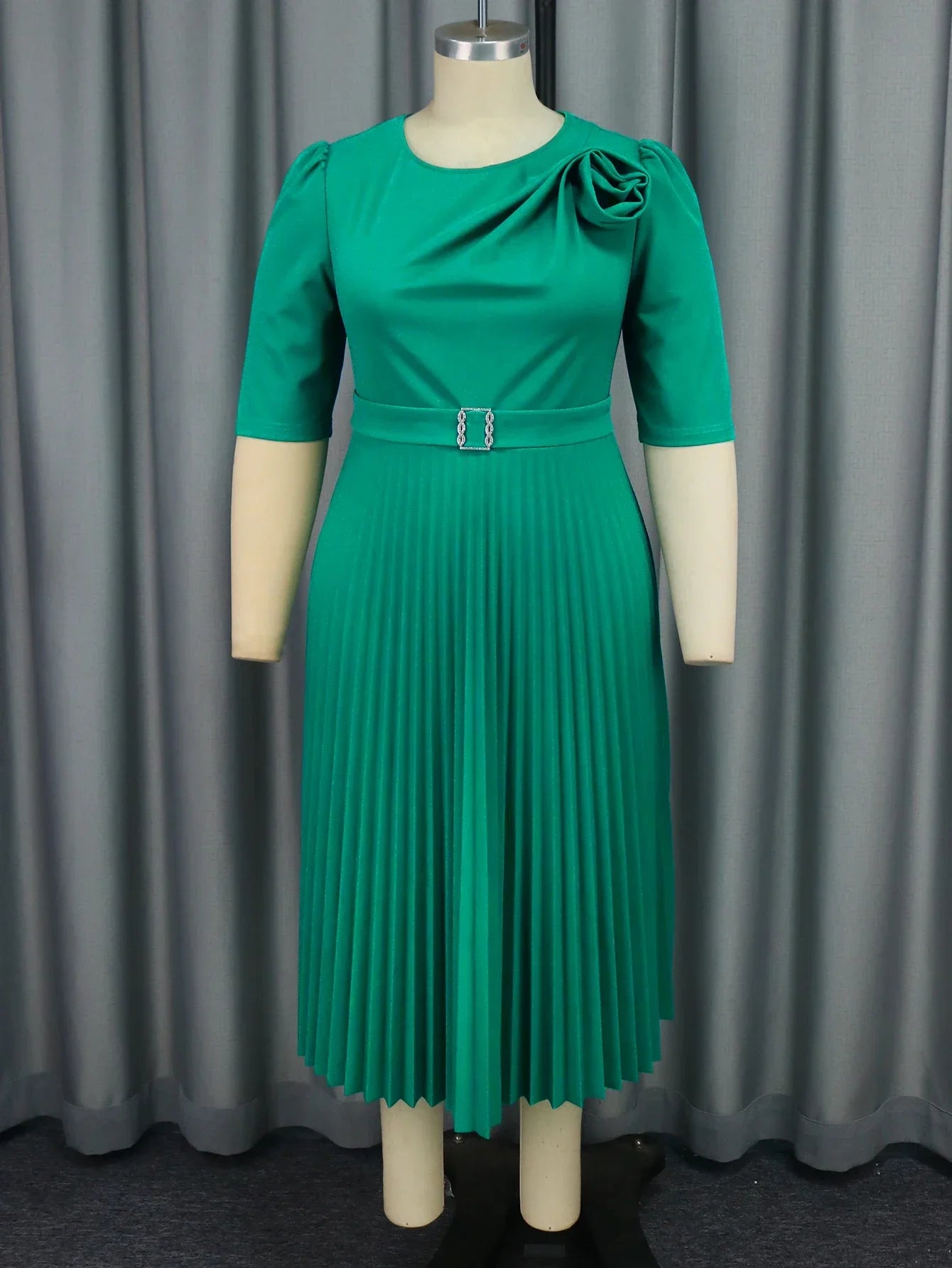 Stylish Green Elegant Pleated Dress