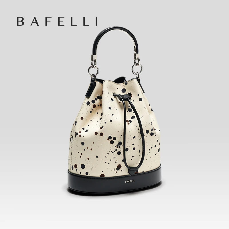 LEATHER BUCKET BAGS