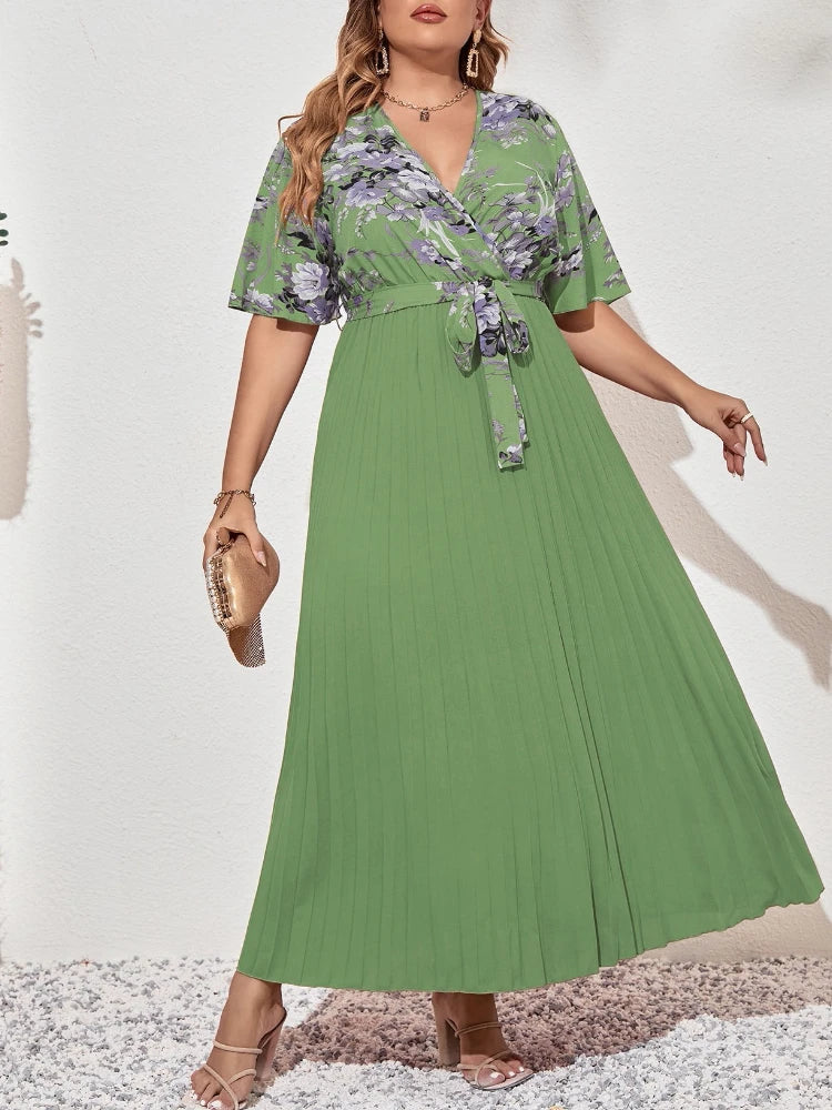 Plus Size Pleated Dress