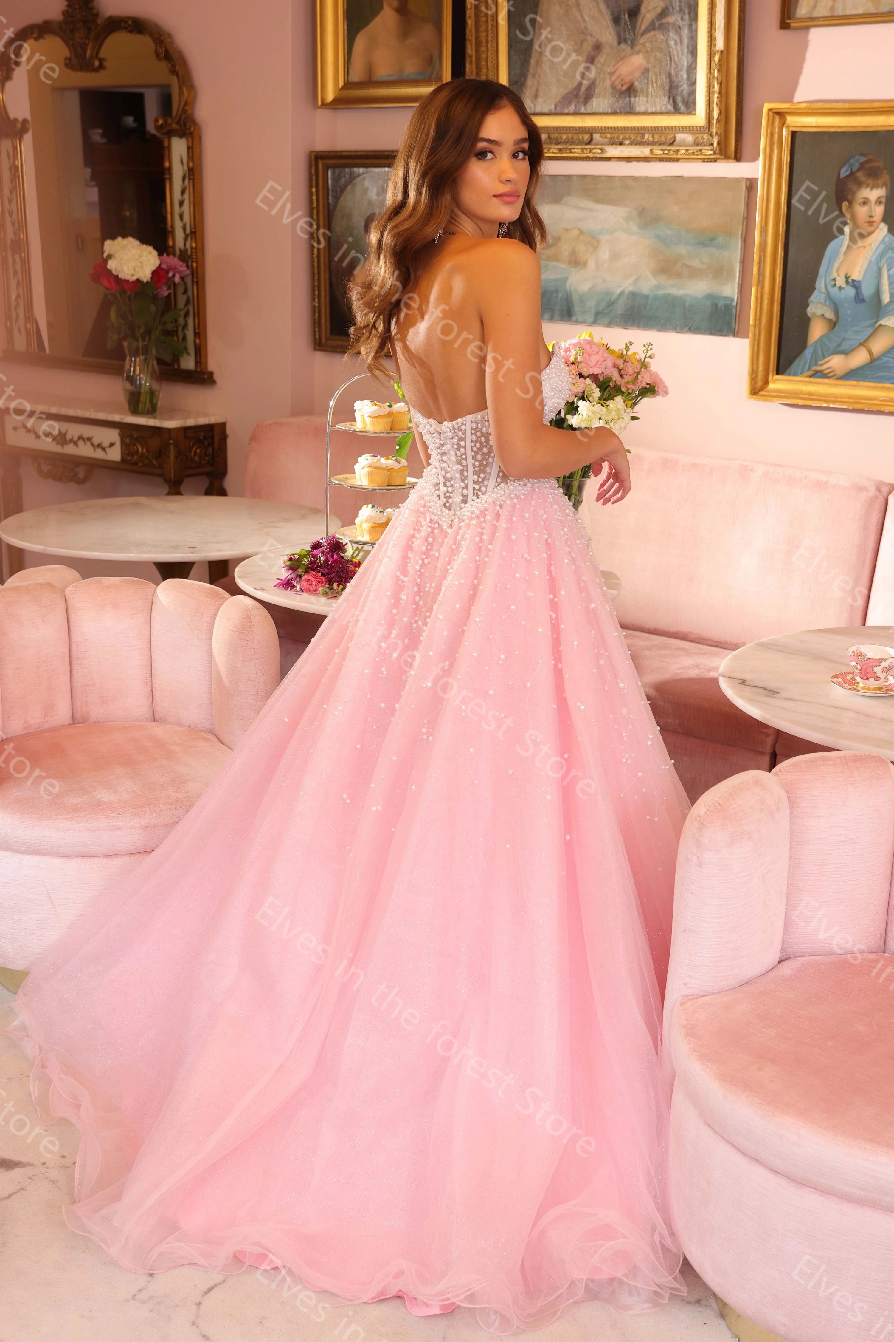 Romantic and Luxury Pearls Sleeveless Tulle Evening Gowns
