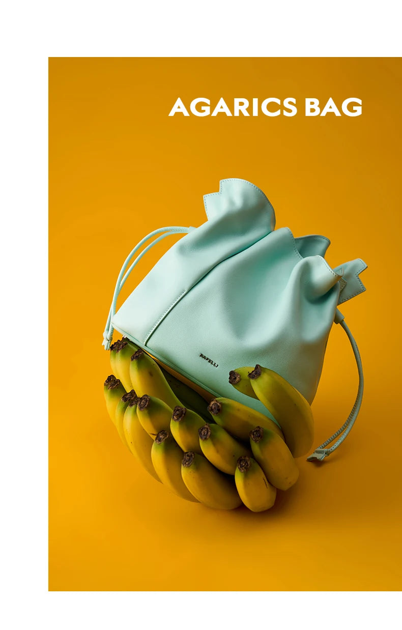 BUCKET HANDBAGS