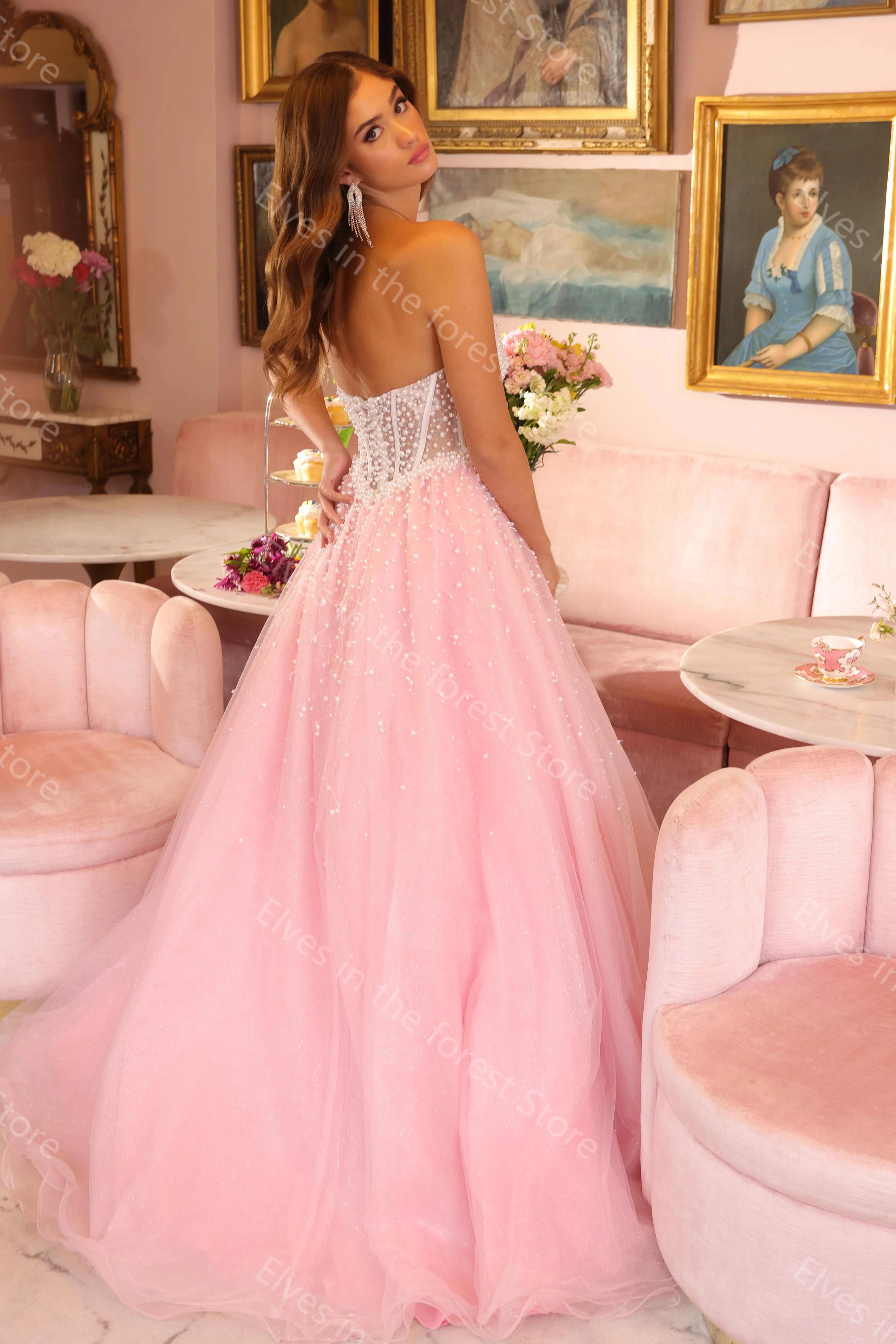 Romantic and Luxury Pearls Sleeveless Tulle Evening Gowns