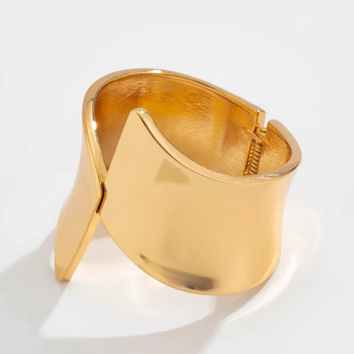 Irregular Geometric Bracelet Match With Accessories