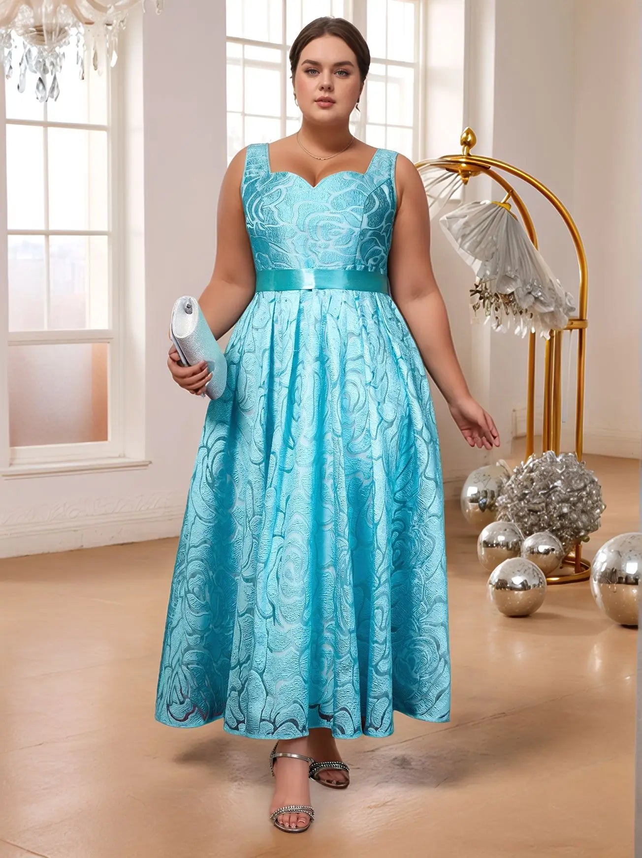 Plus Size Jacquard Midi Dress