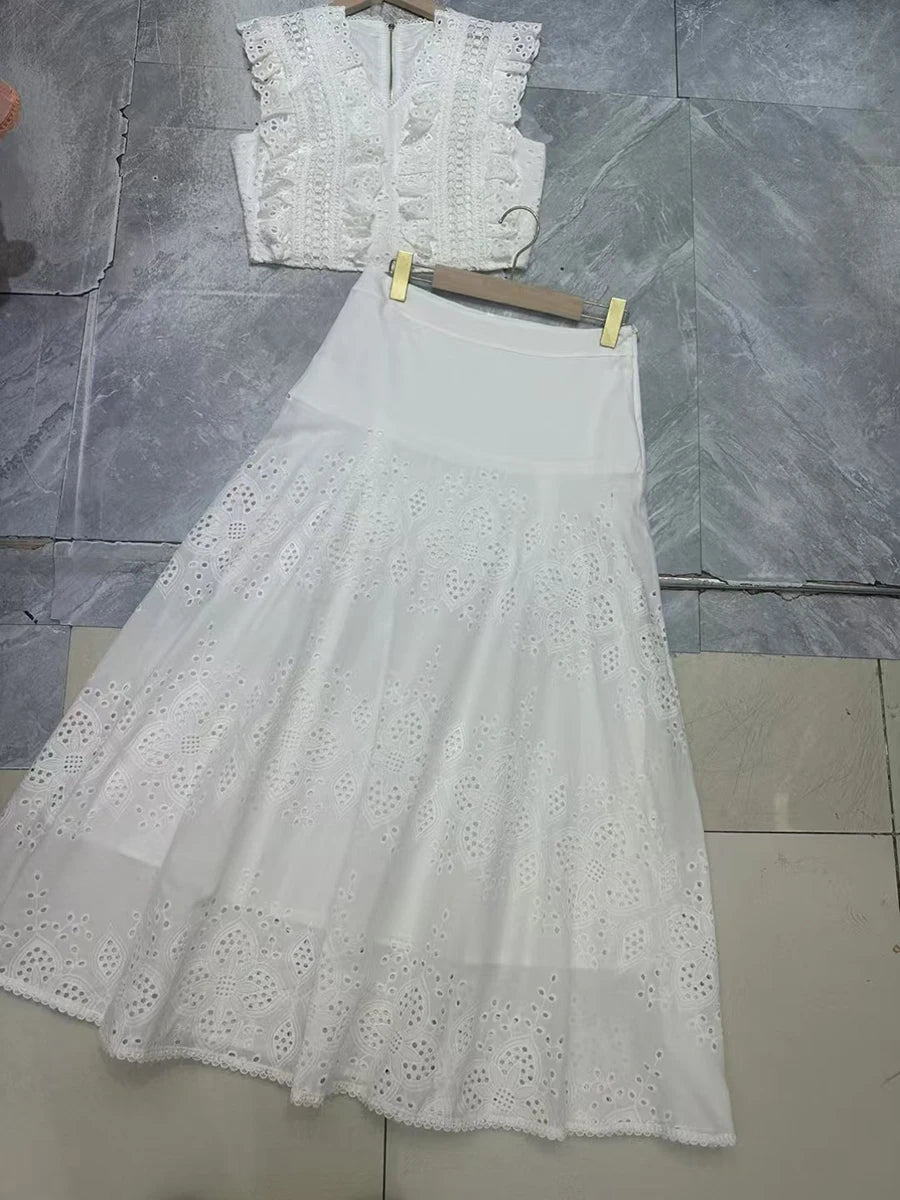 WHITE / L