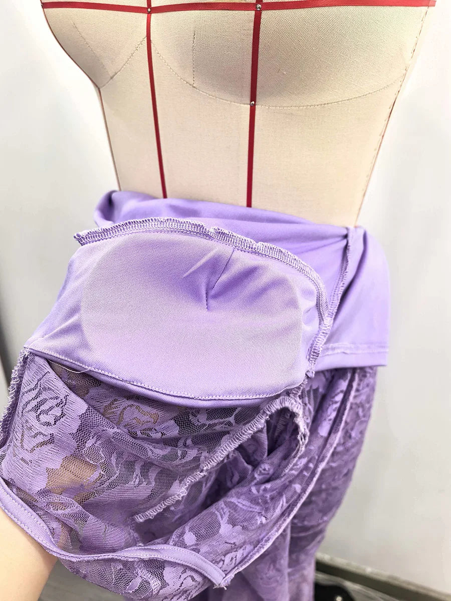 Sheer Spliced Lace Dresses