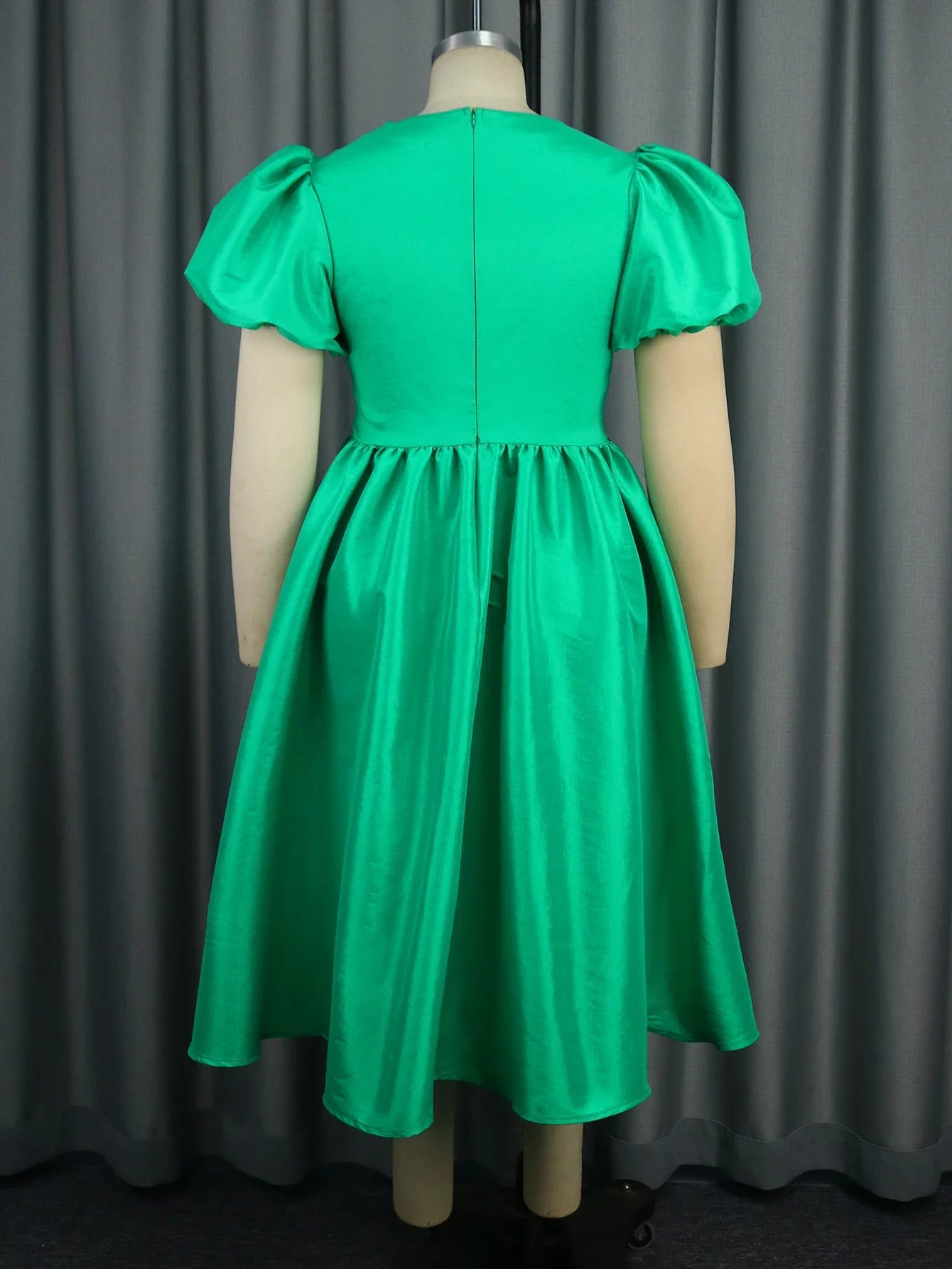 Plus Size Stylish Green Pleated Dress