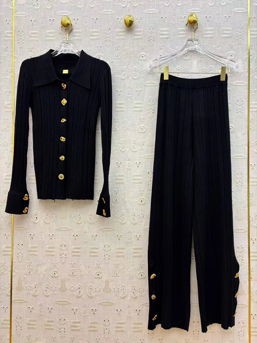 BLACK / M