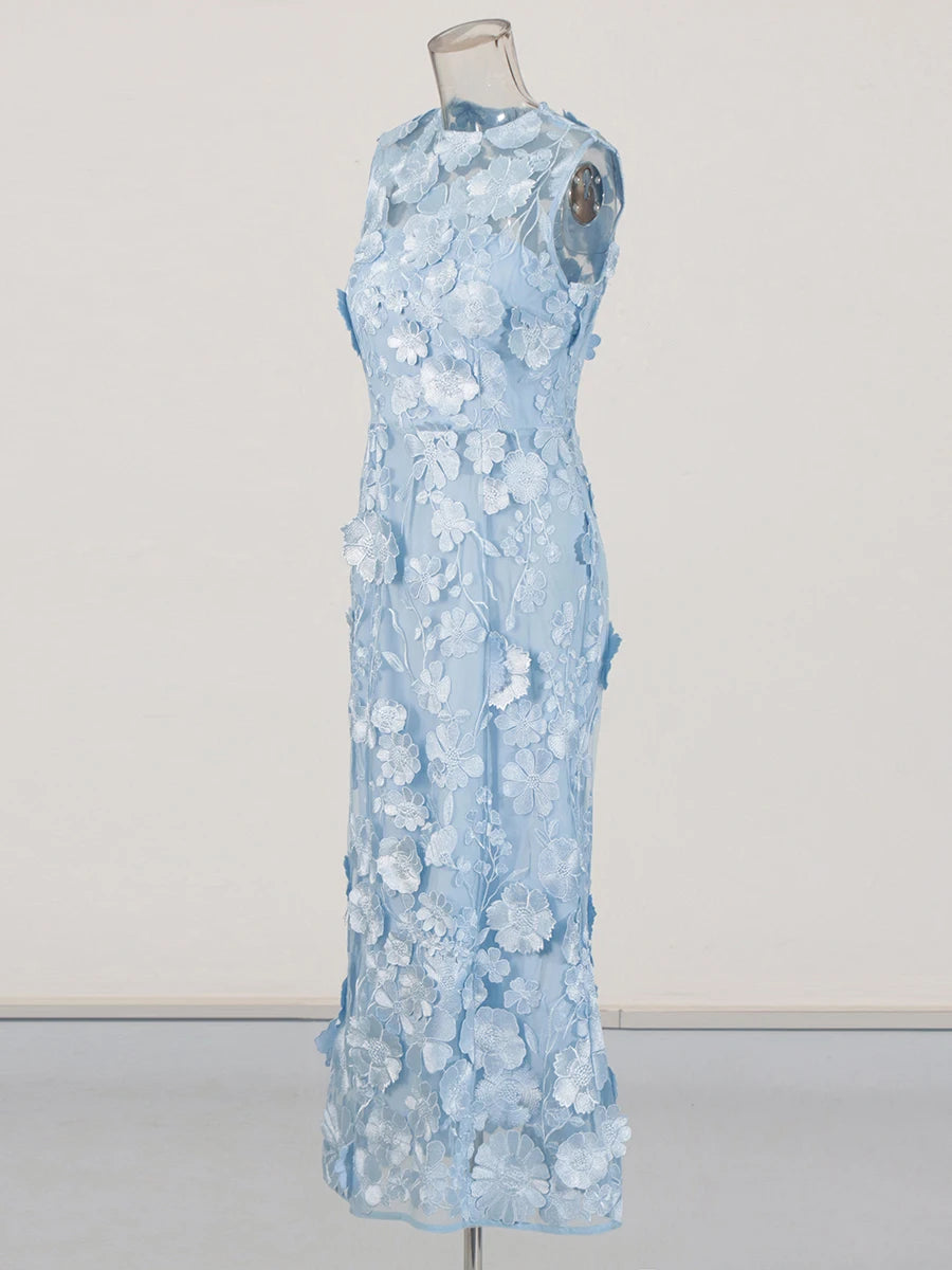 Spliced Appliqués Slimming Dress