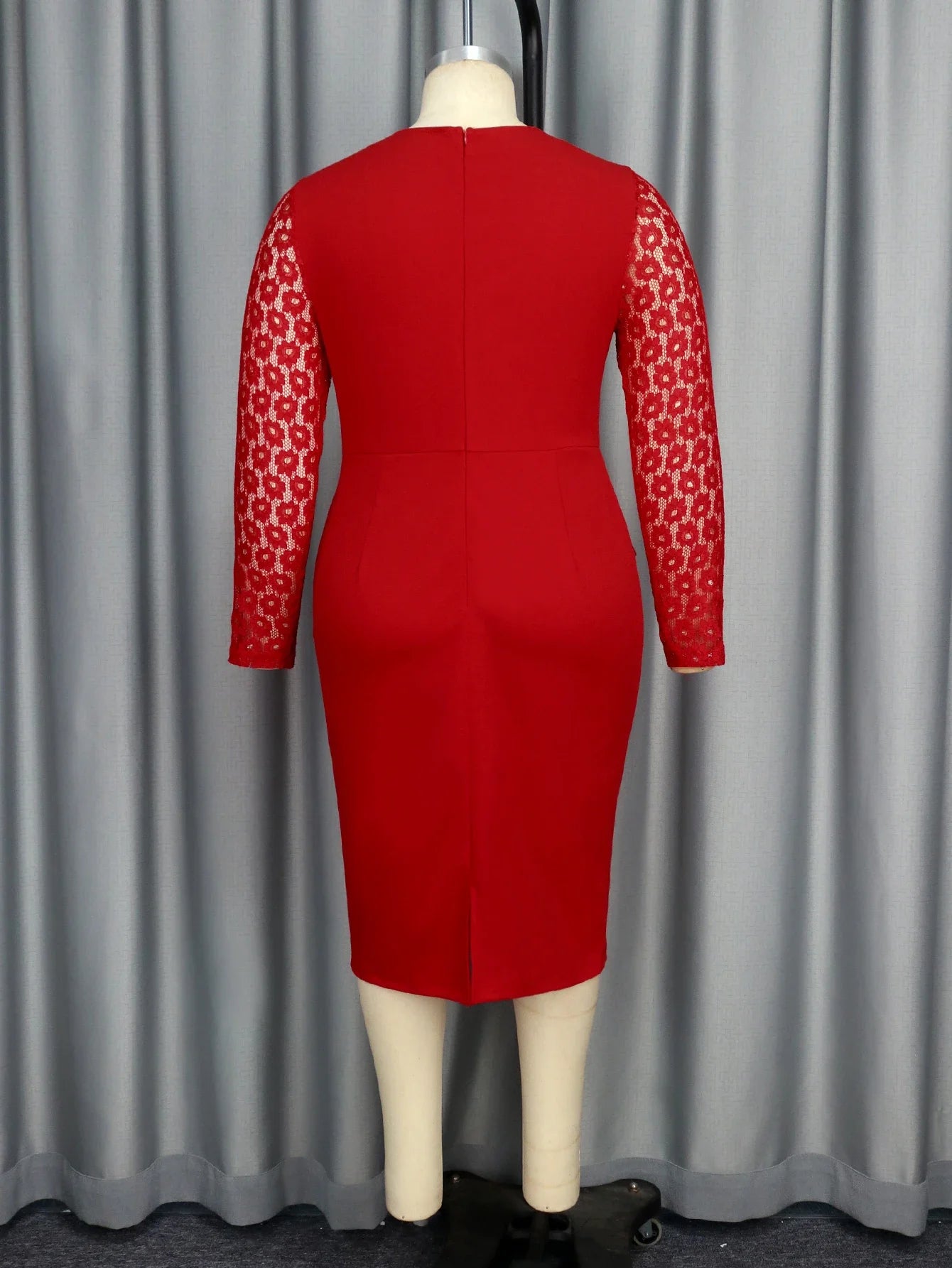 Stylish Plus Size Red Lace Dress