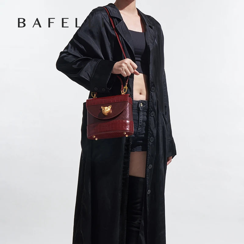 LEATHER DESIGNER BUCKET HANDBAGS