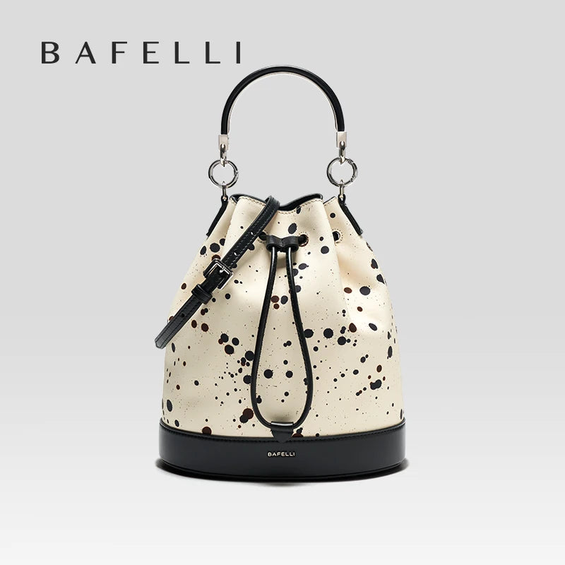 LEATHER BUCKET BAGS