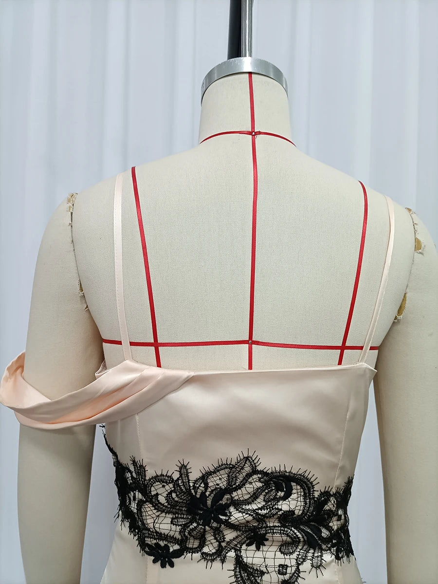 Spliced Lace Dresses