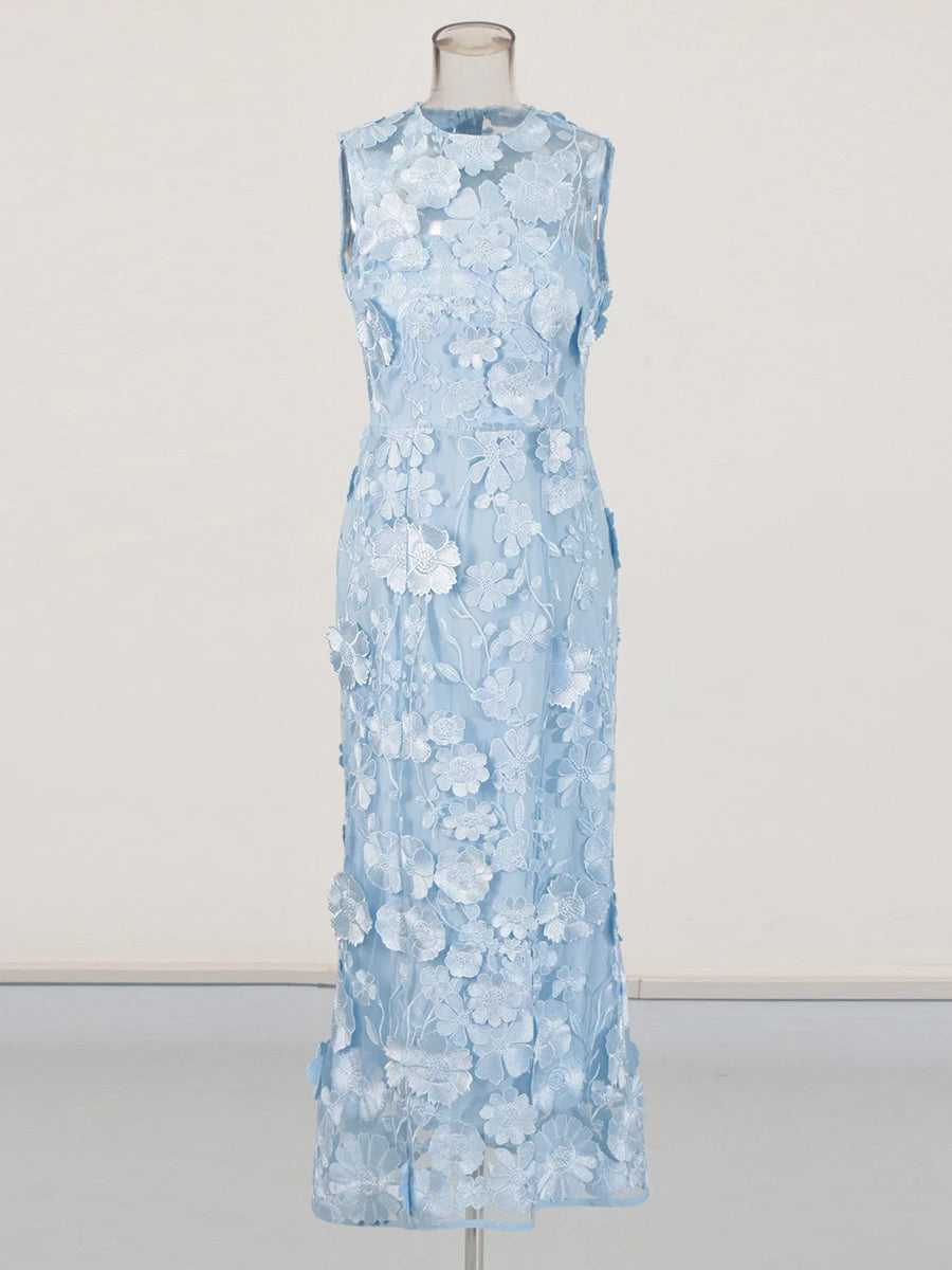 Spliced Appliqués Slimming Dress
