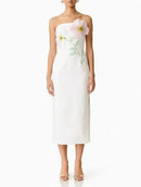 Spliced Appliqués Slimming Dresses