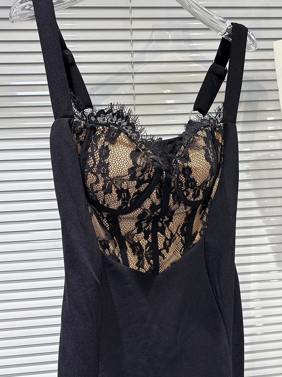 Spliced Lace Dresses