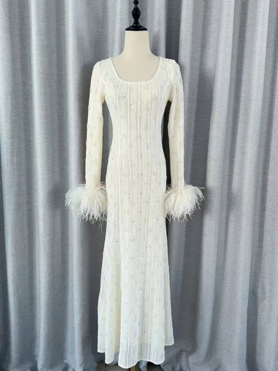 WHITE / M