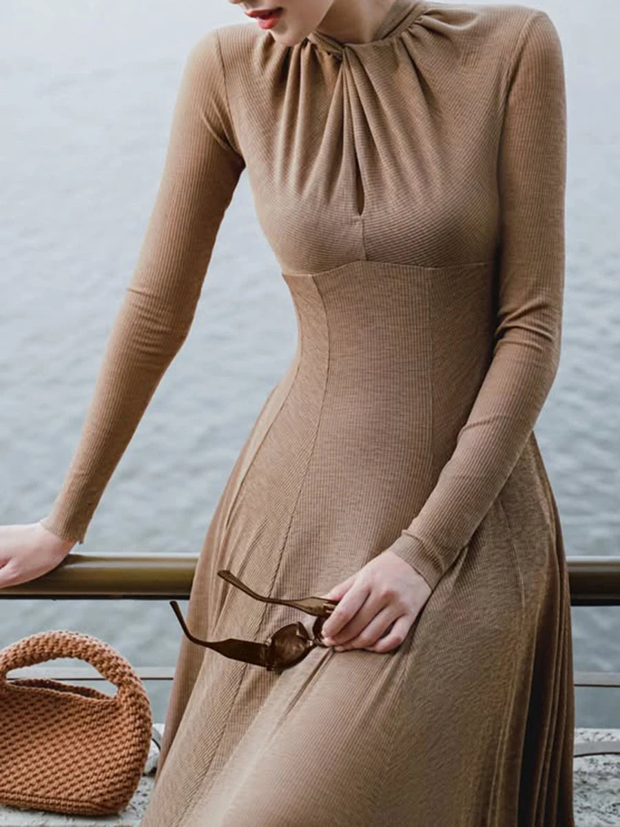 Round neck Folds Dress