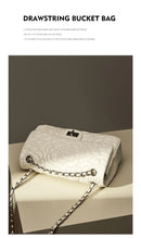 Camellia Pattern Chain Crossbody Bags