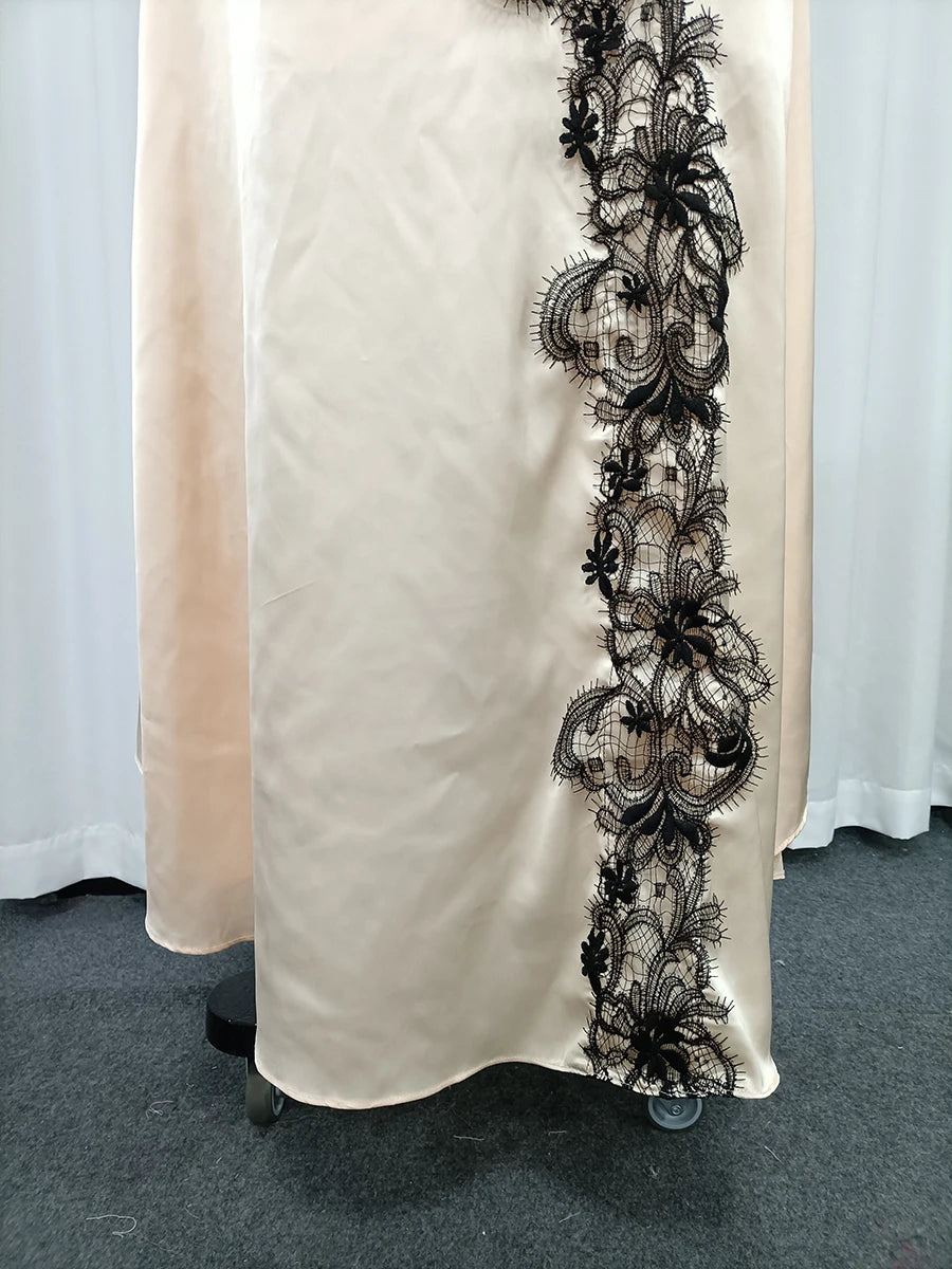 Spliced Lace Dresses