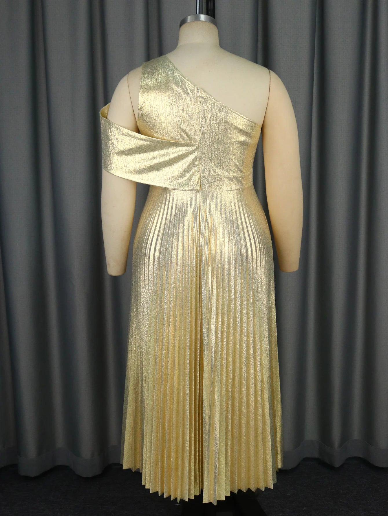 Shiny Gold Long Pleated Dress