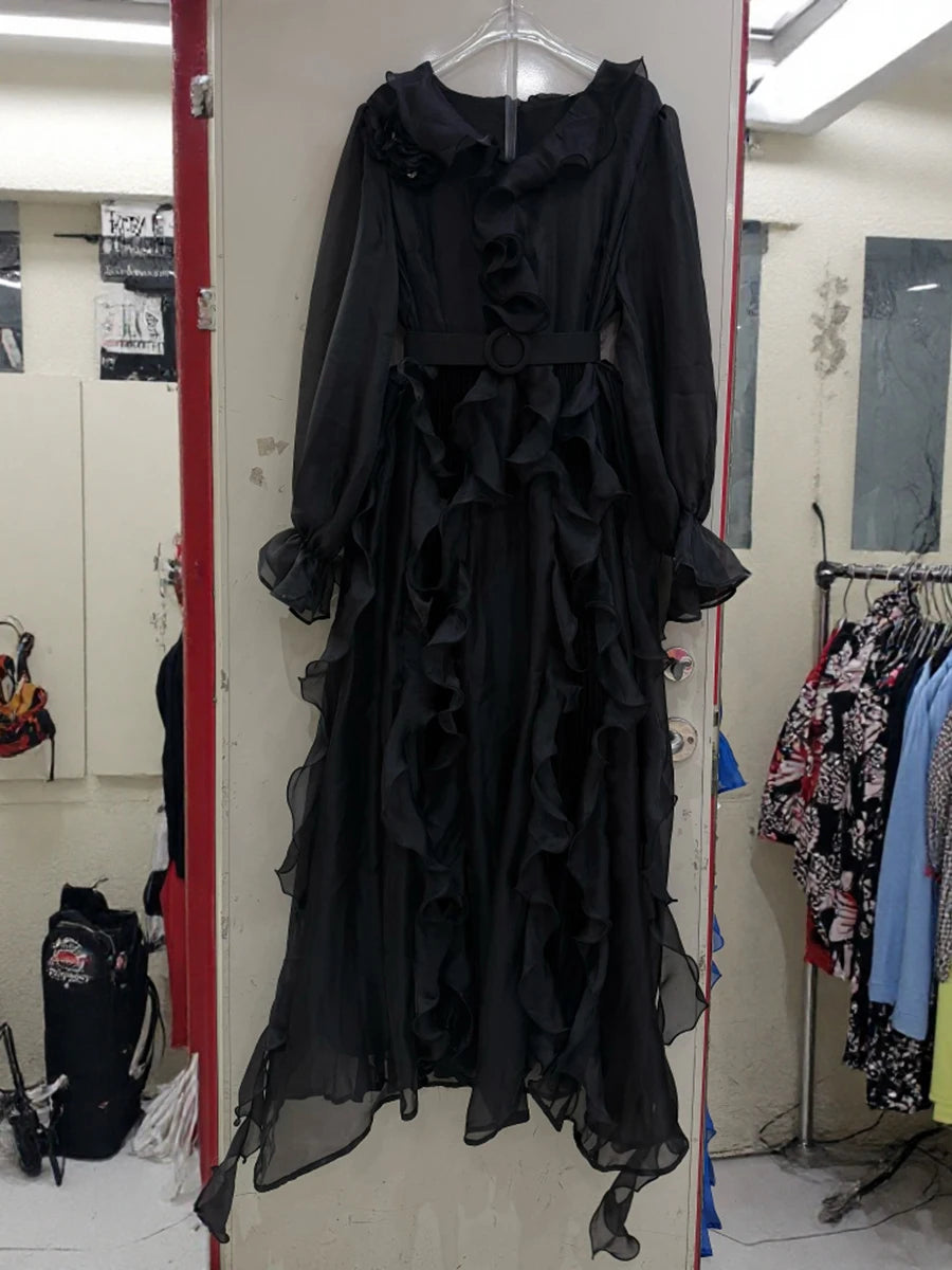 BLACK / M