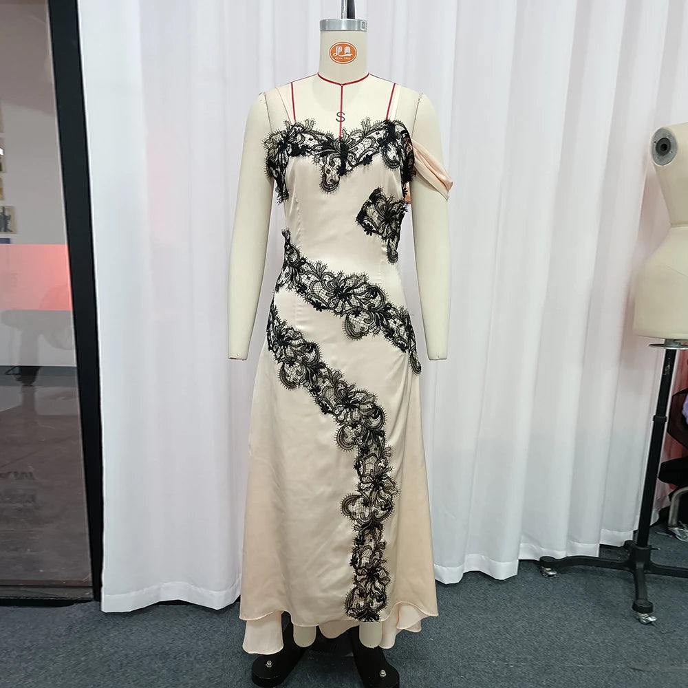 Spliced Lace Dresses